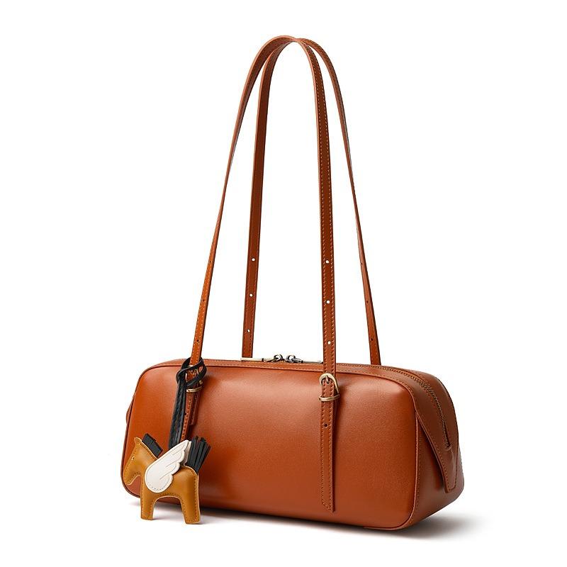 Leather armpit bag, vintage bowling bag, women's versatile bag, niche vegetable tanned top layer cowhide leather bag, handbag, women's bag