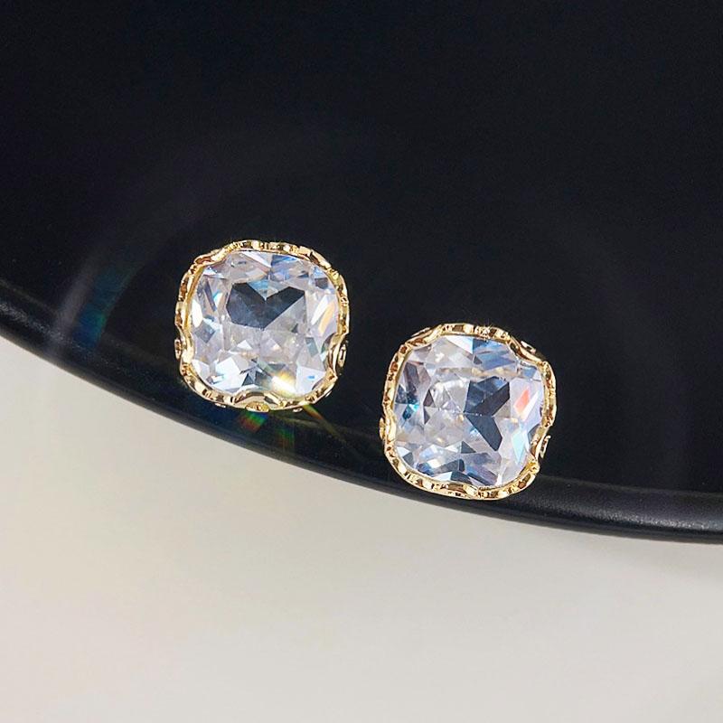 Transparent Crystal Square Stud Earrings for Women Luxury Sweet Small Earrings Gold Metal Side Korean New Fashion Earring