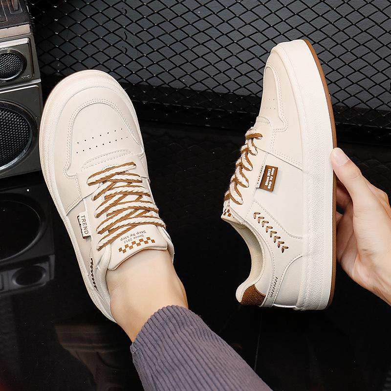 Обувь на плоской подошве мужская новая весенняя тенденция модная повседневная спортивная обувь молодежная дышащая модная цветная кожаная обувь мужская