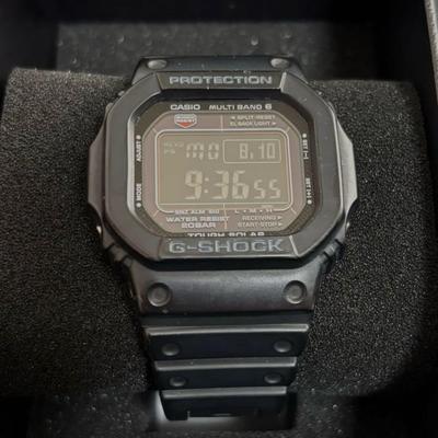 Б/у часы CASIO G-SHOCK Tough Solar с радиосинхронизацией GW-M5610-1BJF