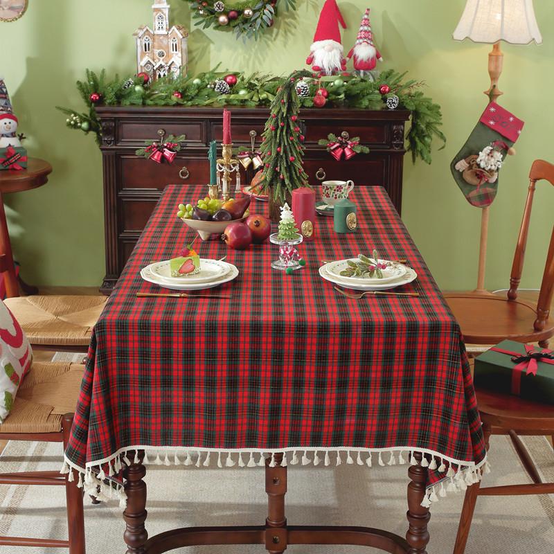 25 Custom-Dyed Polyester-Cotton Festive Christmas Red Grid Gold Silk Decorative Fringed Coffee Table Tablecloth Dining Table Cloth