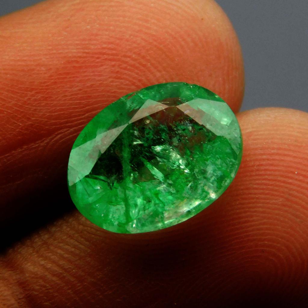 Colombian Green Emerald 7 Carat Natural Oval Cut Loose Gemstone