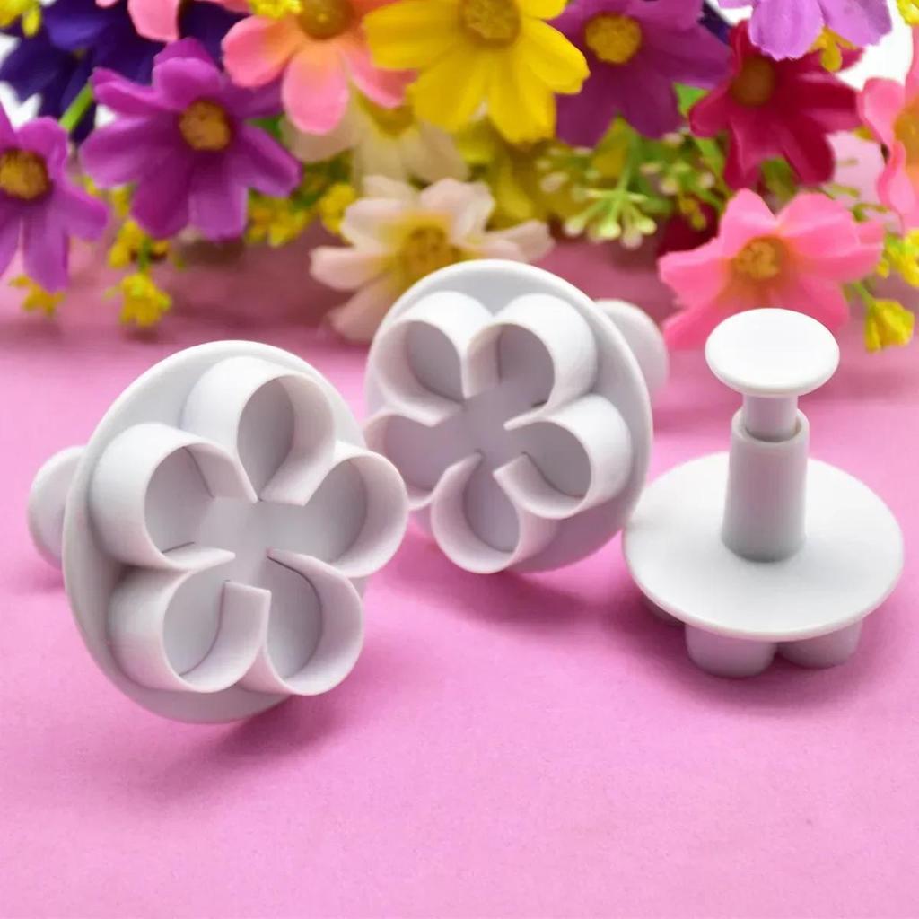 3Pcs Kitchen Baking Tools Cake Decor Flower Plunger Cookie Cutter DIY Blossom Flower Cake Fondant Plastic Tool Baking Accessory