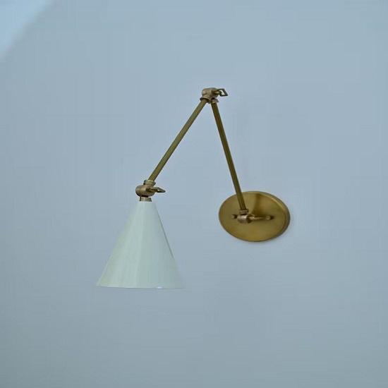 Articulated Diabolo Brass Wall Lamp – Stilnovo‑Inspired Mid‑Century Single Sconce