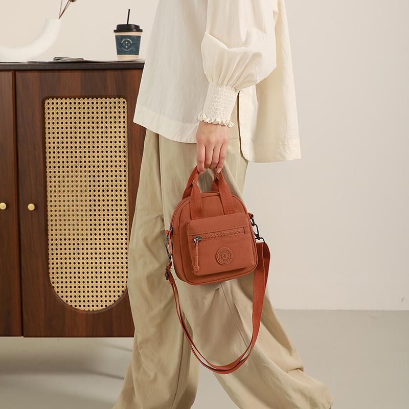 Женская наплечная сумка маленькая сумочка уличная дорожная сумка сумка через плечо