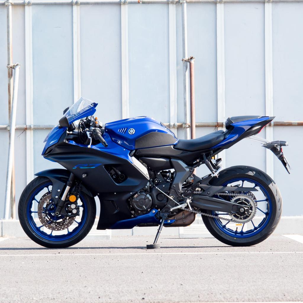 Защитная накладка на бак World Walk G2 для YZF-R7 (g2-62 Черный)