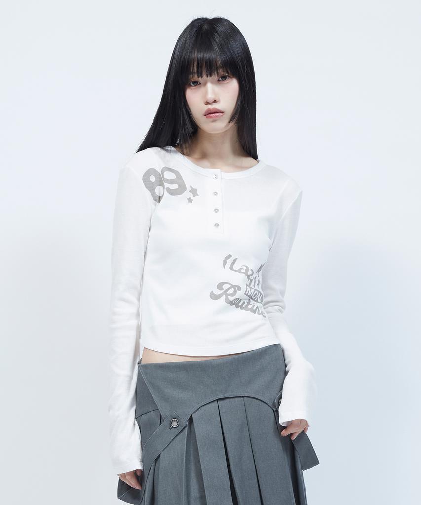 Waffle Henley с длинным рукавом и графическим принтом LMR, цвет слоновой кости