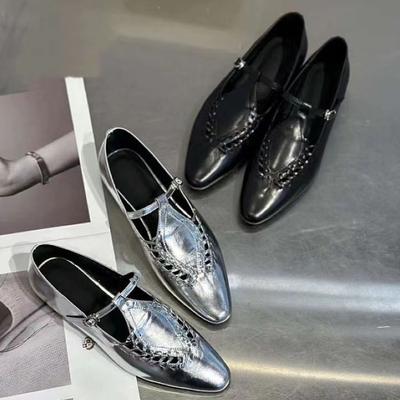 Версия из коровьей кожи Европейская станция весна и лето новая остроносая плетеная на плоской подошве одинарная обувь удобная мягкая кожа универсальные маленькие кожаные туфли