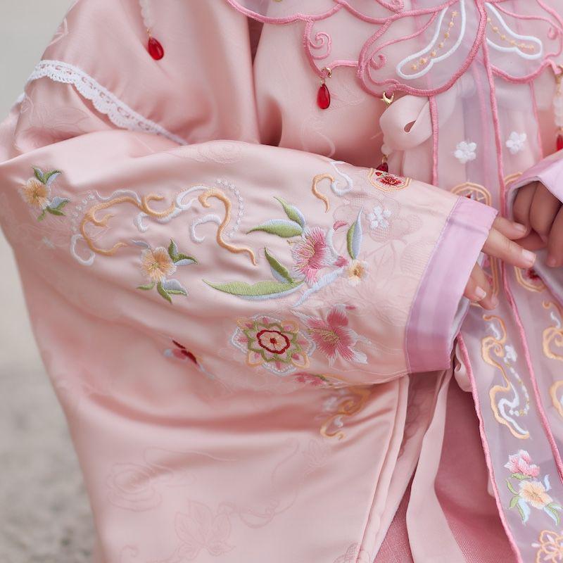 2026 Spring/Autumn Ming Dynasty Embroidery Children's Hanfu Yun Jian Princess Dress Jacquard Style Set