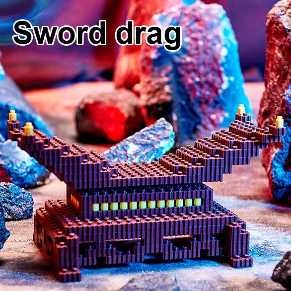 Меч из строительных блоков