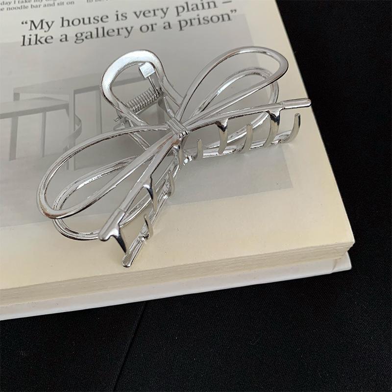 Elegant Bow Metal Hair Claw Clips for Women Gold Silver Geometric Grab Clip Korean Girls Hollow Hairpin Fashion Hair Accessories