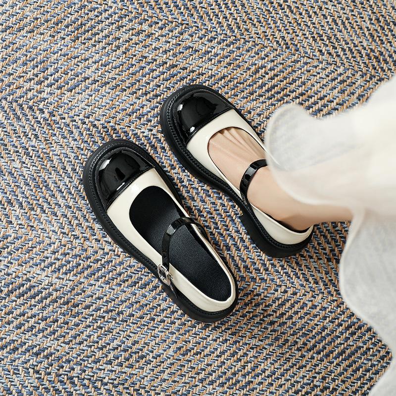 Туфли Мэри Джейн маленькие ароматные женские весна 2025 новые с открытым вырезом ретро цветные маленькие кожаные туфли милые на толстом каблуке женские туфли