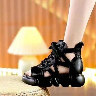 Крутые ботинки с высоким верхом женские полые дышащие 2025 новый летний толстоподошвенные нескользящие ботинки с открытым носком сумка и ретро римские сандалии