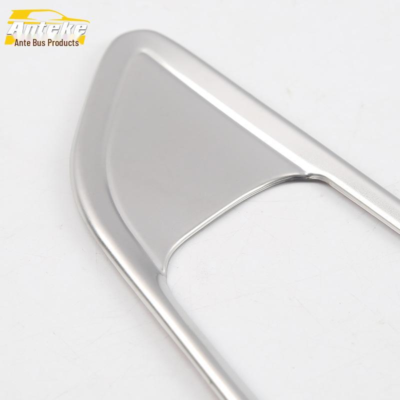 Набор декоративных наклеек на внутреннюю ручку двери Tiggo 8