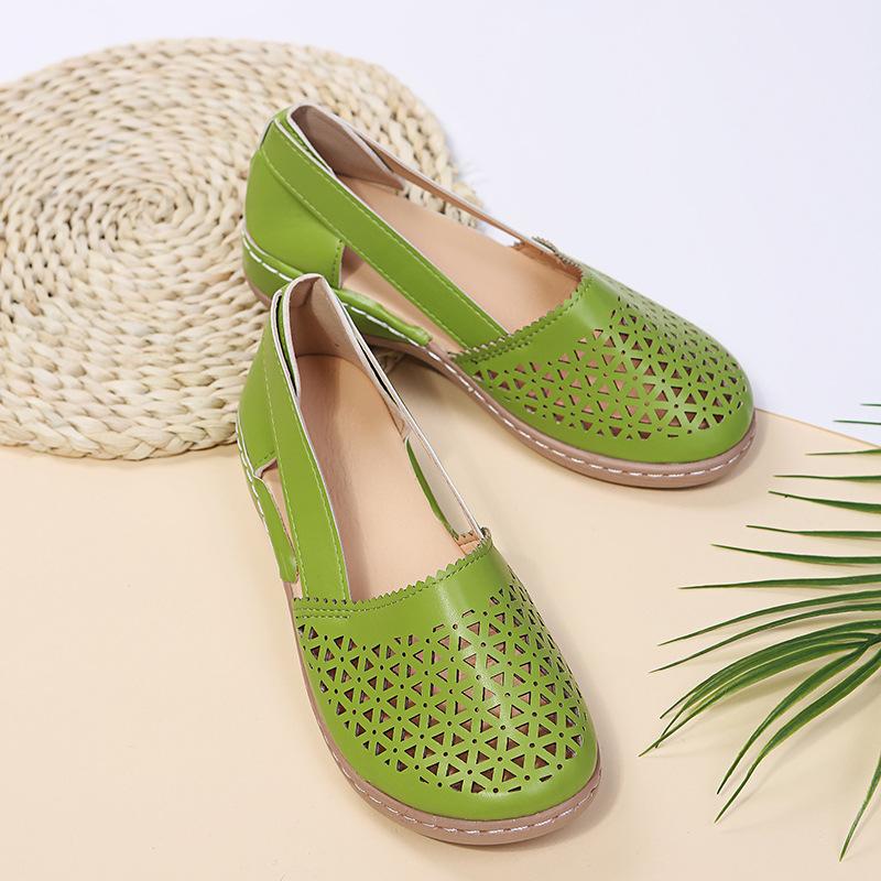 2025 летние импортные повседневные сандалии большого размера женские скошенные каблуки полые однотонные туфли сандалии на низком каблуке женские