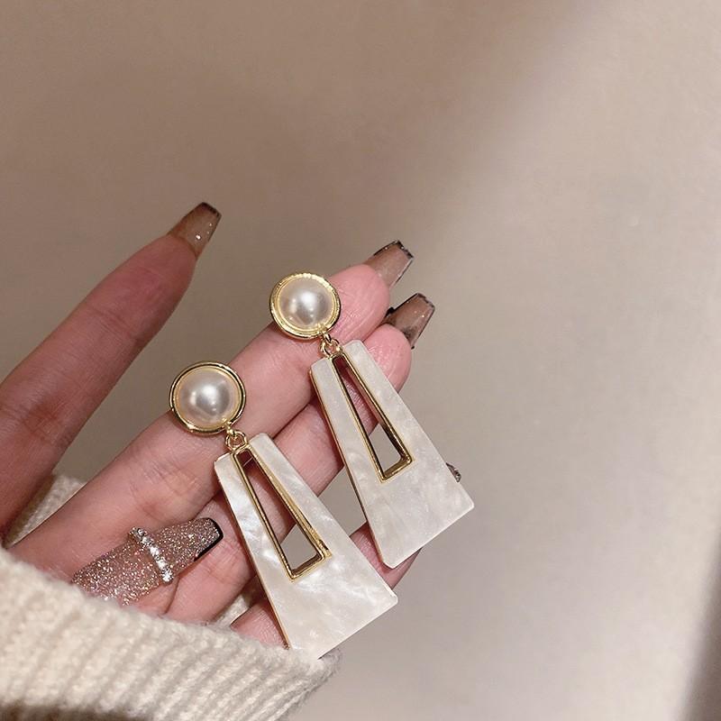 Акриловые геометрические серьги с ощущением роскоши, нишевой индивидуальности, модные серьги, европейские и американские минималистичные серьги