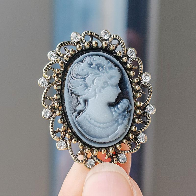 Fashion Cameo Brooch Beauty Head Corsage, Alloy Rhinestone Corsage Clothing, Pin Accessories Women