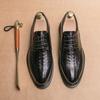 Роскошные брендовые британские туфли с острым носком черного цвета с крокодиловым узором для мужчин, дизайнерские туфли на шнуровке для свадебных платьев, деловая обувь на плоской подошве