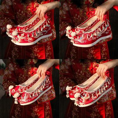 Весна 2025 Свадебные туфли Сюхэ с бисером: Кисточка и вышивка в стиле ханьфу