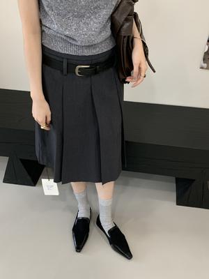 2025 новые французские туфли-лодочки нишевые на низком каблуке маленькие кожаные туфли с острым носком темпераментные модные универсальные туфли-лодочки женские