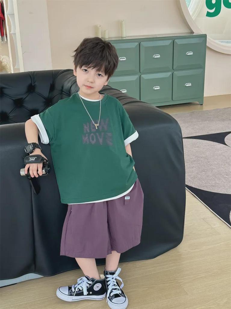 Летние футболки для мальчиков в корейском стиле 2025: Модные, удобные детские топы с коротким рукавом и принтом