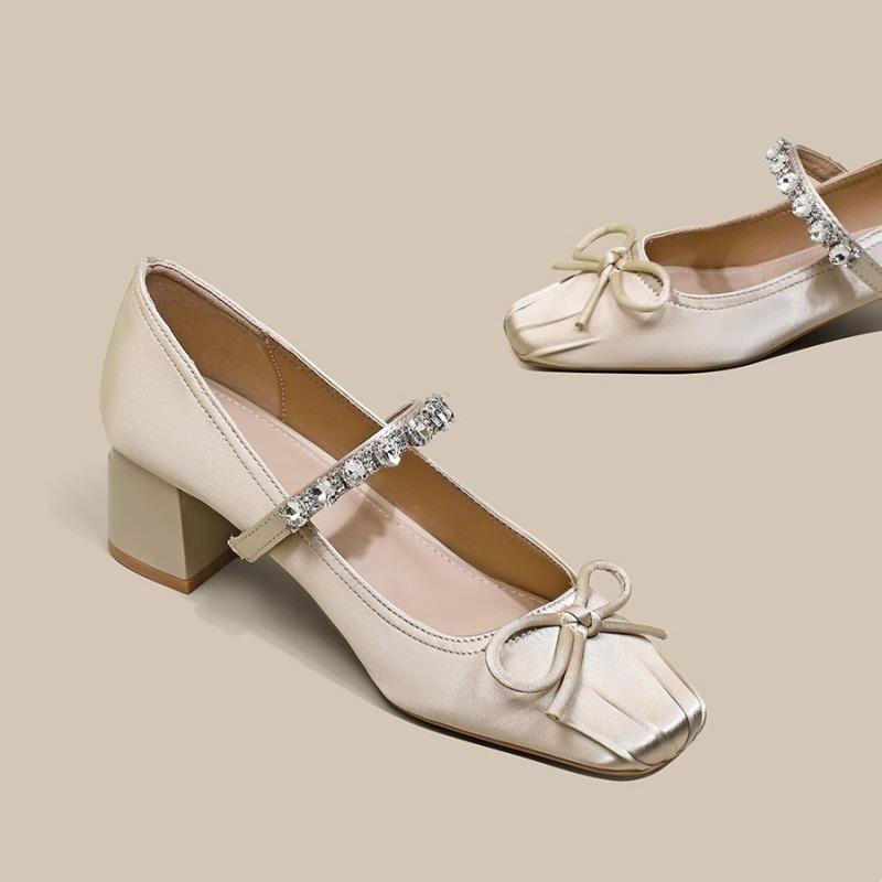 Модные Горячие Продажи 2025 Новые Балетки в Китайском Стиле с Кристаллами Мэри Джейн Квадратный Носок Высокий Каблук Одинарная Обувь для Платьев