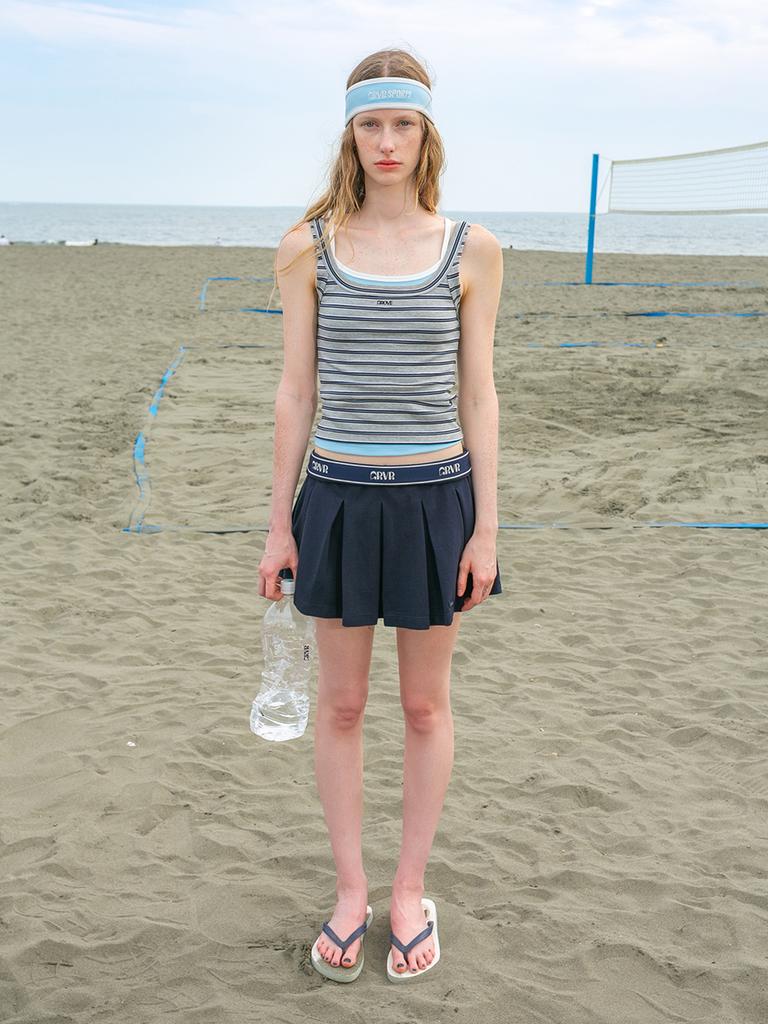 GROVE Pia Pleated Skirt (Navy)