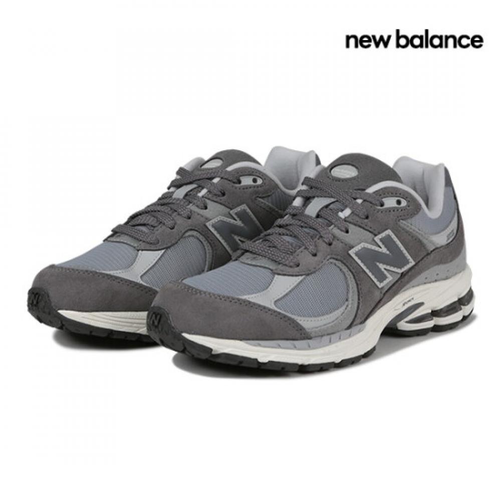 New Balance Men S woMen S 2002r SneakerS caStle Rock Gray U2002rcb