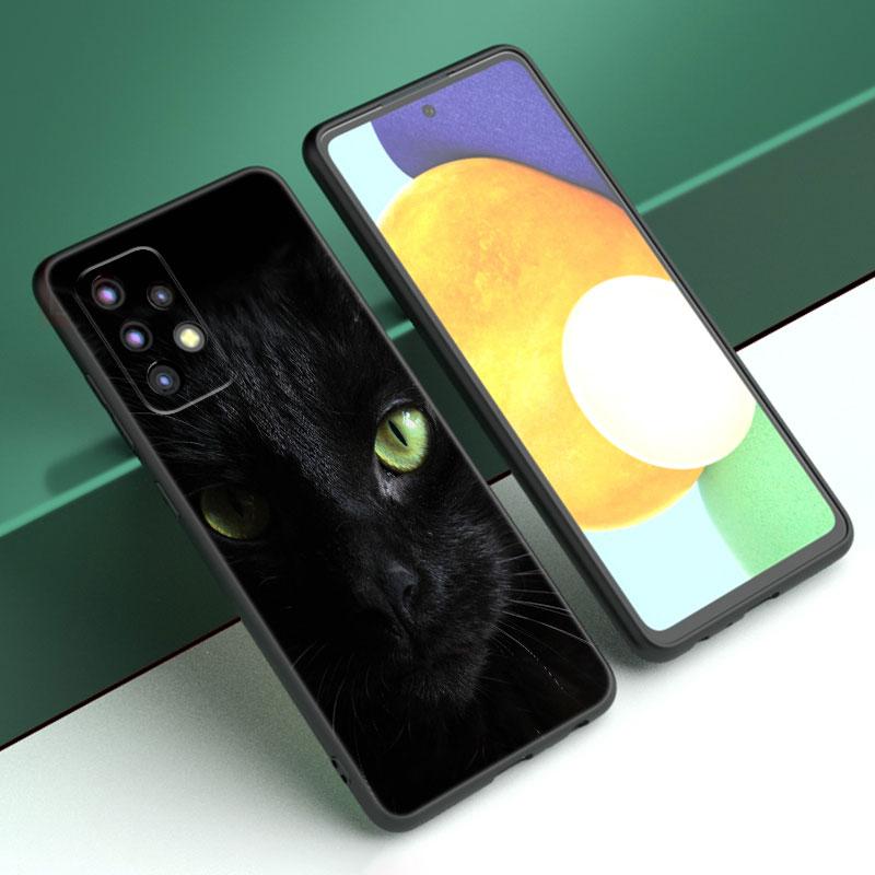 Черный кот пристально смотрит на чехол для телефона Samsung A13 A22 A24 A32 A23 A25 A34 A35 A52S A53 A54 A55 A73 A12 A14 A15 A31 A33 A50 A51
