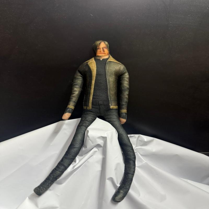 Funny 26cm With Body Wire Flexible Anime Resident Game Evil Character Leon Scott Kennedy and Ada Wong Plush Toys Plushie Doll