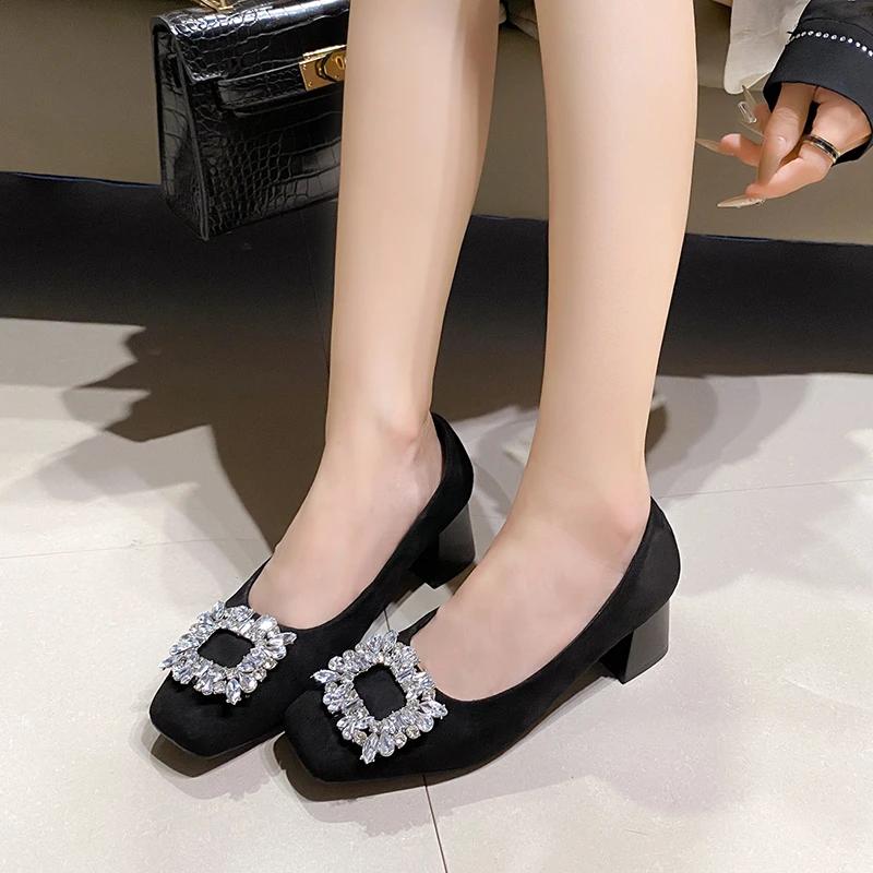 2024 Модная женская обувь на низком каблуке для женщин, горячая распродажа, квадратный носок, офисные и карьерные туфли с кристаллами, новые женские туфли на каблуках Zapatos Mujer
