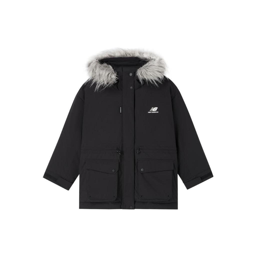 New Balance Теплая пуховая куртка женская черная AWJ24305-BK