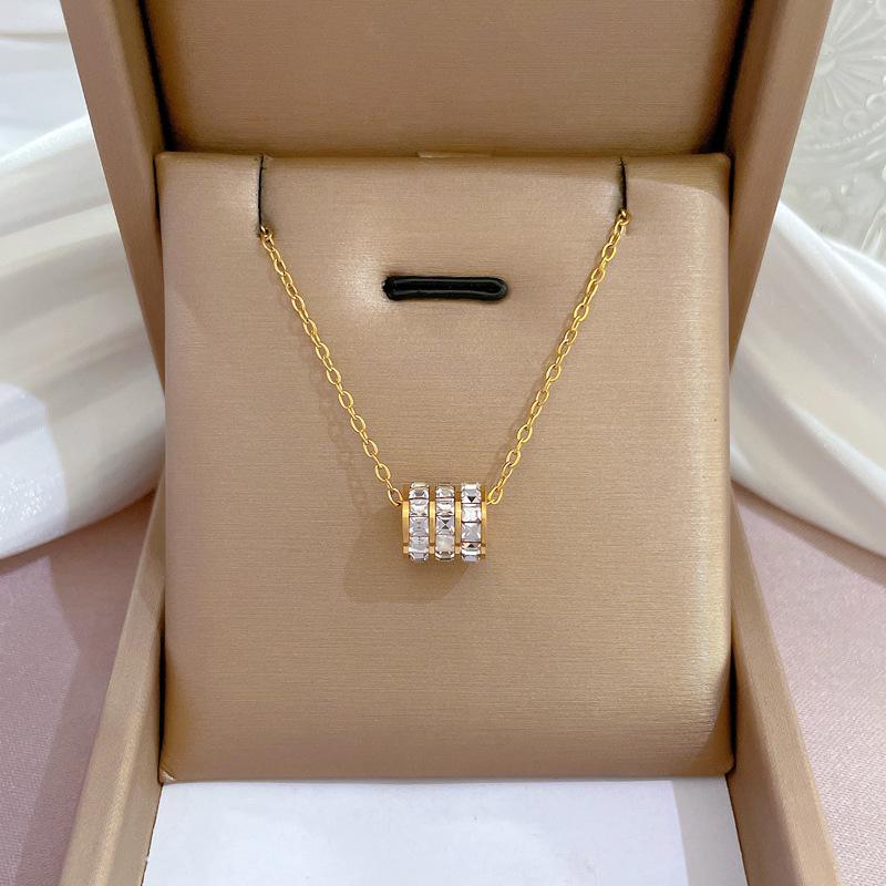 Fashion Retro Women's Necklace Temperament Micro Diamond Necklace Exquisite Collar Chain Accessories