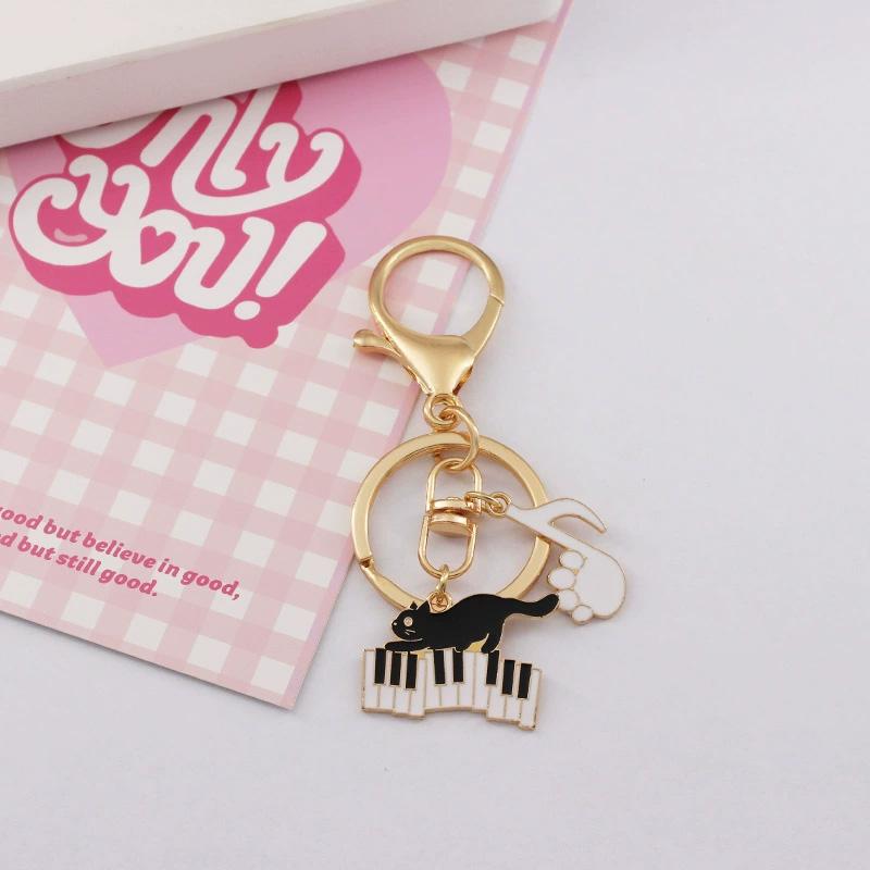 1PC Car Key Chains Creative Cat Keychain Handbag Charm Alloy Guitar for Women Music Note Pendant Keyring Musical Piano