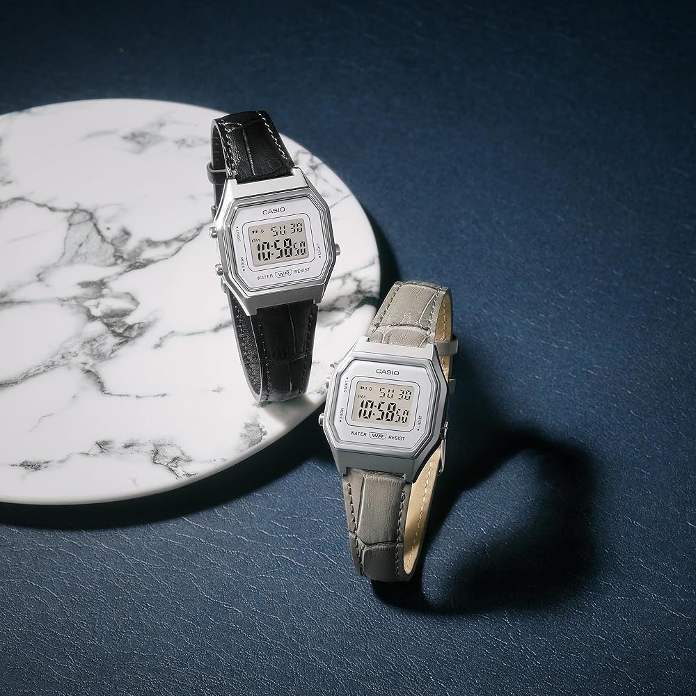 Женские серебряные часы Casio Classic LA680WEL-8A2JF с цифровым дисплеем и ремешком из нержавеющей стали