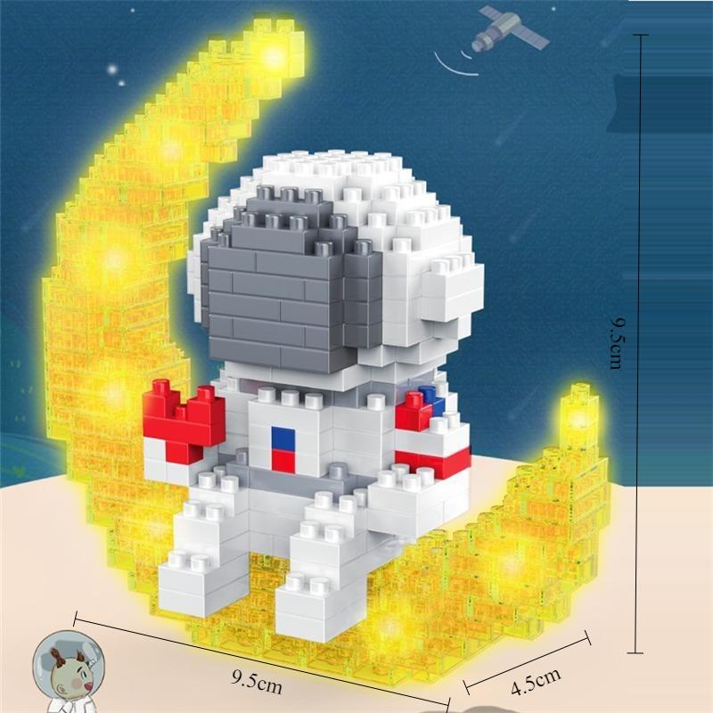 Mini Blocks Spaceman Building Toy Astronaut Diy Micro Educational Bricks Fun Birthday Girl Gift Man Christmas Present 18359