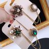Fashion Tassel Vintage Brooches For Women Luxury Rhinestone Pearl Brooch Lapel Collar Pin Badge Personality Women Brooch Jewelry