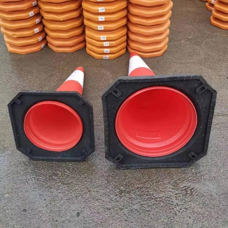 75cm Reflective Traffic Cone for Road Emergencies and Highway Intersections