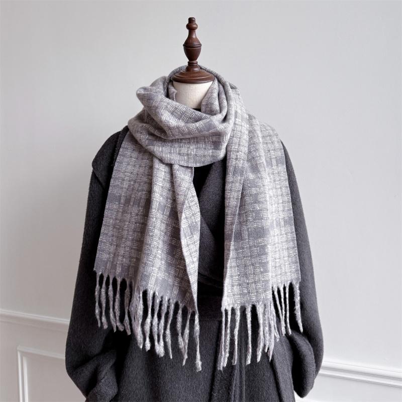 Luxury Winter Plaid Scarf for Women Men British Style Cashmere Scarves With Tassel Designer Female Winter Warm Clothing