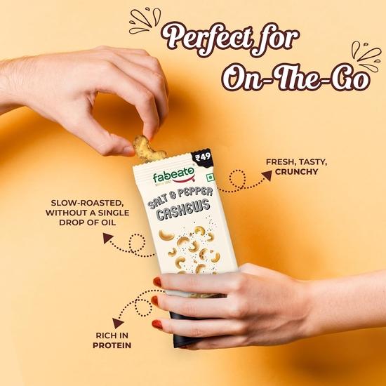 Fabeato Munch on the Go Snack Премиальные кешью с солью и перцем | Хрустящие | Богаты белком Каждый пакетик 25 г | Упаковка из 10 штук