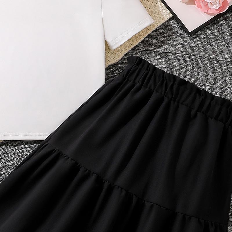 Комплект детской одежды для девочек 2025 г. Летняя белая футболка с коротким рукавом и черные юбки, комплект из 2 предметов, повседневный наряд