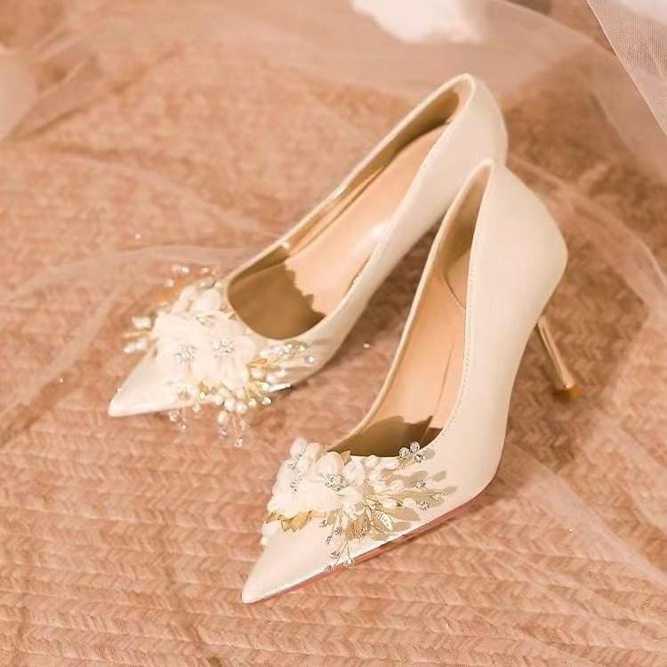 Leisure Classic Pumps Female Slip On Thin High Heels Pointed Toe Wedding Shoes for Women Flower Crystal Bling Summer Shoes
