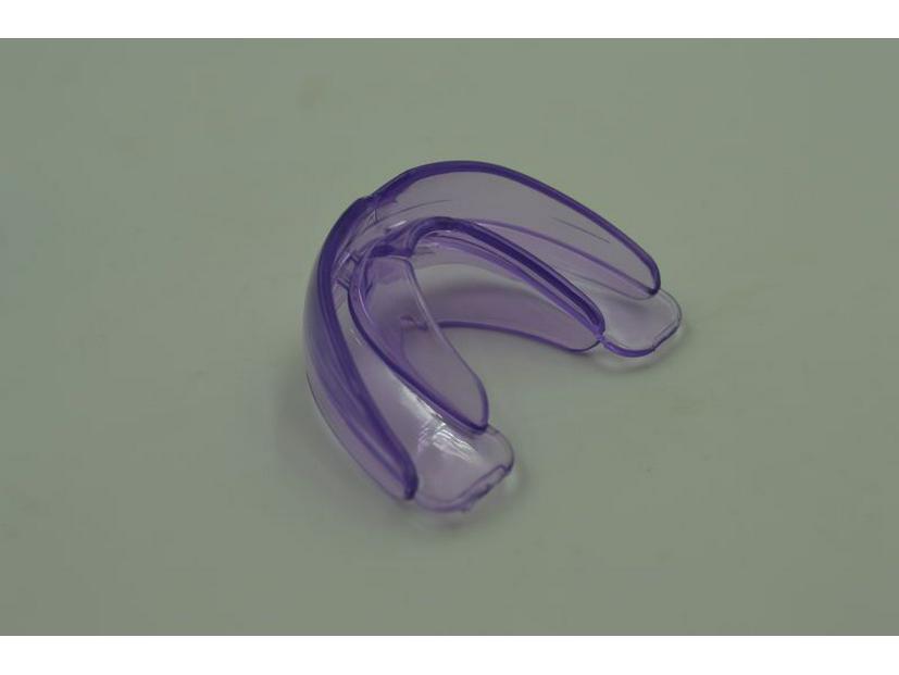 Ортодонтическая капа для выравнивания зубов и бокса