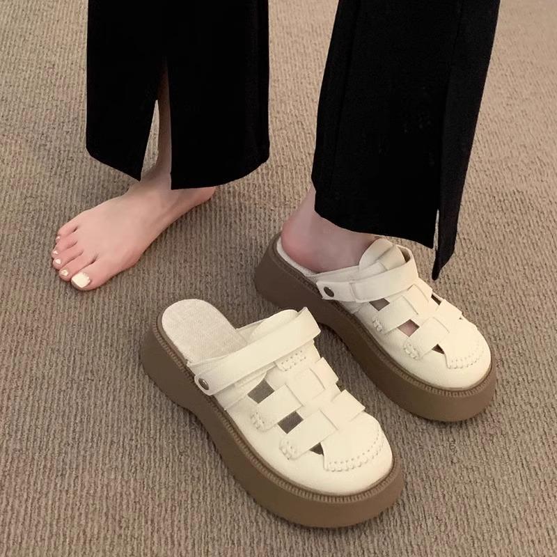 Thick-bottomed Cool Slippers Women's 2025 New Explosive Summer Versatile Internet Celebrities Super Fire Inner Height Increase Slope Heel Beautiful