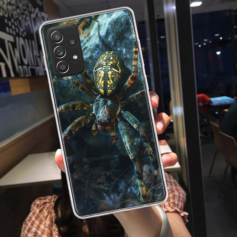 Чехлы для телефона «Пауки на паутине» для Samsung A54 A57 A37 A17 A14 A15 A12 A24 A34 A55 A35 A25 A52S A07 A05S A04S A22 A32 A72