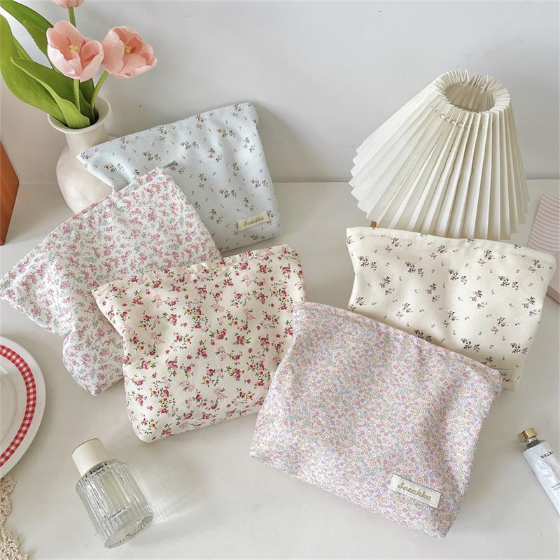 Милая Сладкая Цветочная Косметичка Большой Вместимости Портативная Дорожная Сумка для Хранения Макияжа Органайзер Женский Клатч Девичьи Косметички