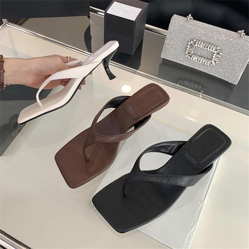 Fashion Eilyken Fashion Square Clip Toe Women Slippers 2025 Summer Low Heels Beach Sandals Flip Flops Mules Slides Ladies Shoes