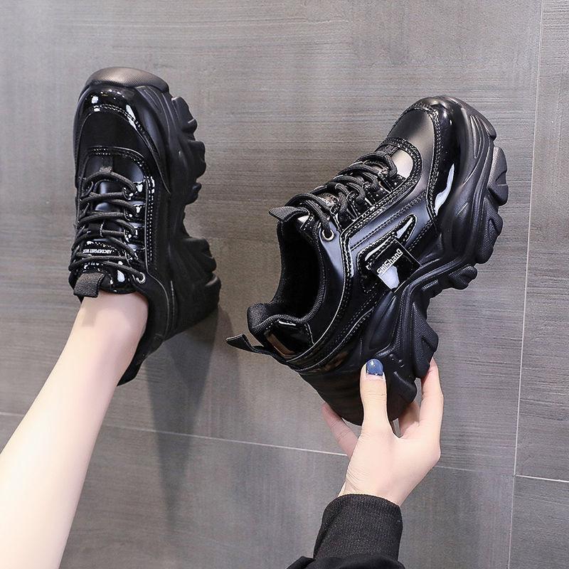 Весенние новые открытые туфли для папы, маленькие невидимые туфли, увеличивающие рост, дышащие повседневные туфли для женщин, маленький размер 34, для похудения