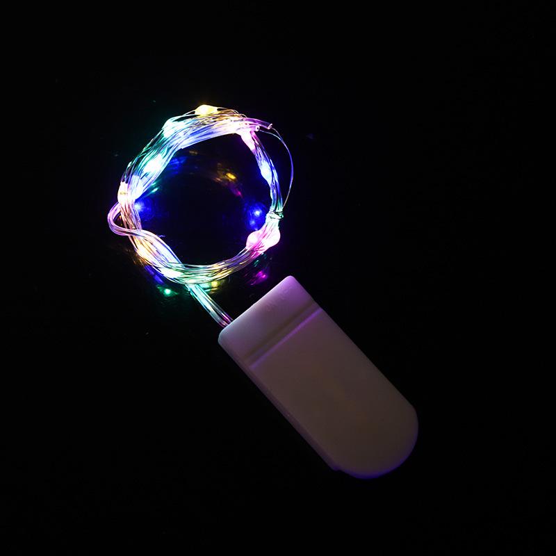 Светодиодная гирлянда: Маленькое медное проволочное украшение с батарейным блоком, идеально подходит для рождественского и наружного атмосферного освещения.