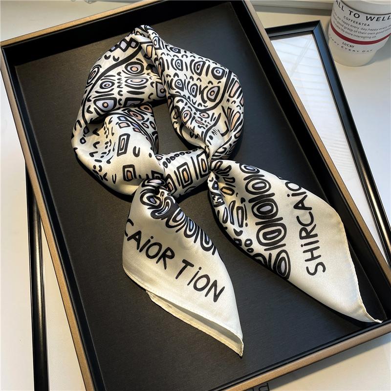 70 * 70cm New Silk Small Square Scarf For Women'S Neck Protection Professional Scarf Versatile Hair Tie Headscarf Scarf